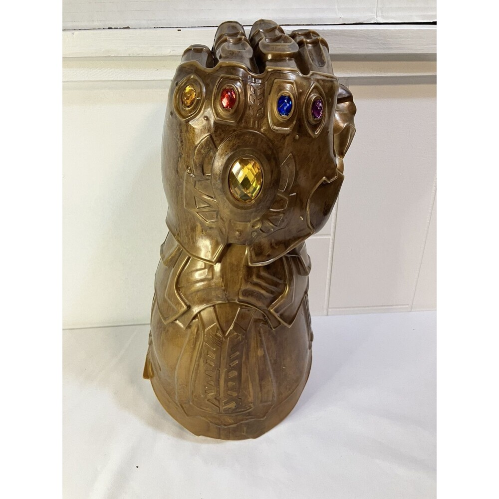 2018 Disney Parks Marvel Avengers Thanos Infinity Gauntlet Glove Cup Sipper